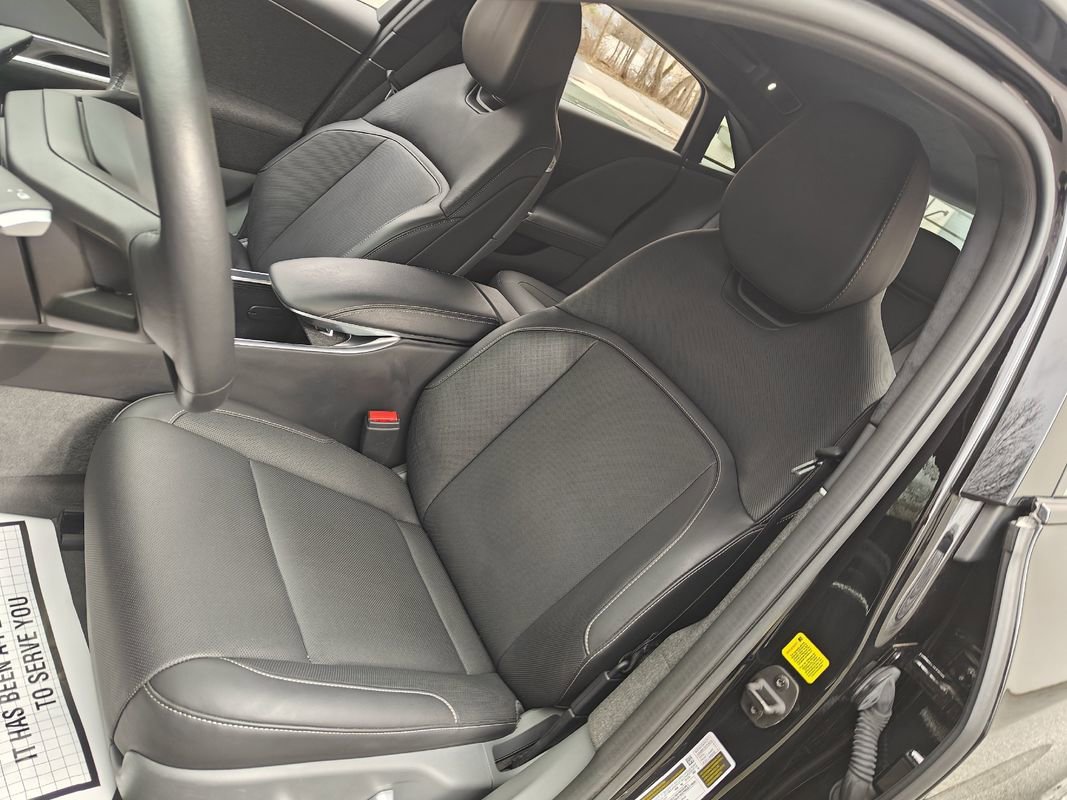 Used 2024 Lucid Air Pure image 10