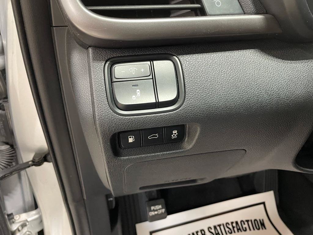 Used 2018 Kia Optima LX FWD image 23