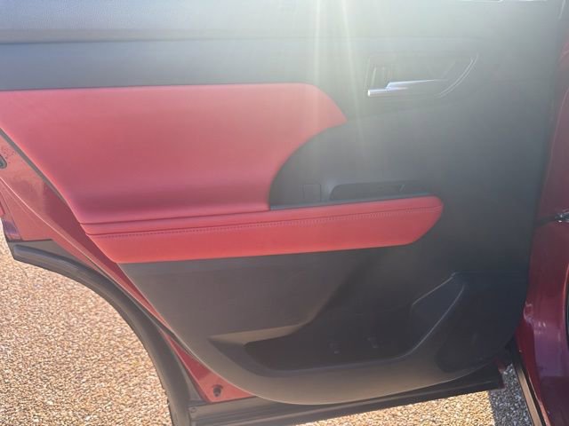 Used 2021 Toyota Highlander XSE image 11