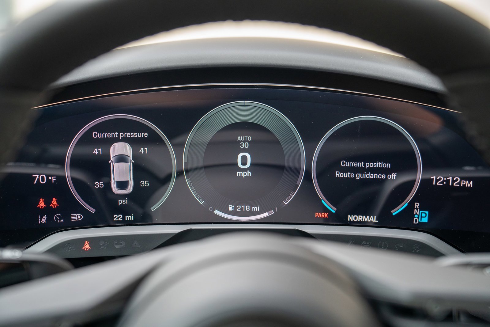 Certified 2025 Porsche Taycan AWD/4WD image 13