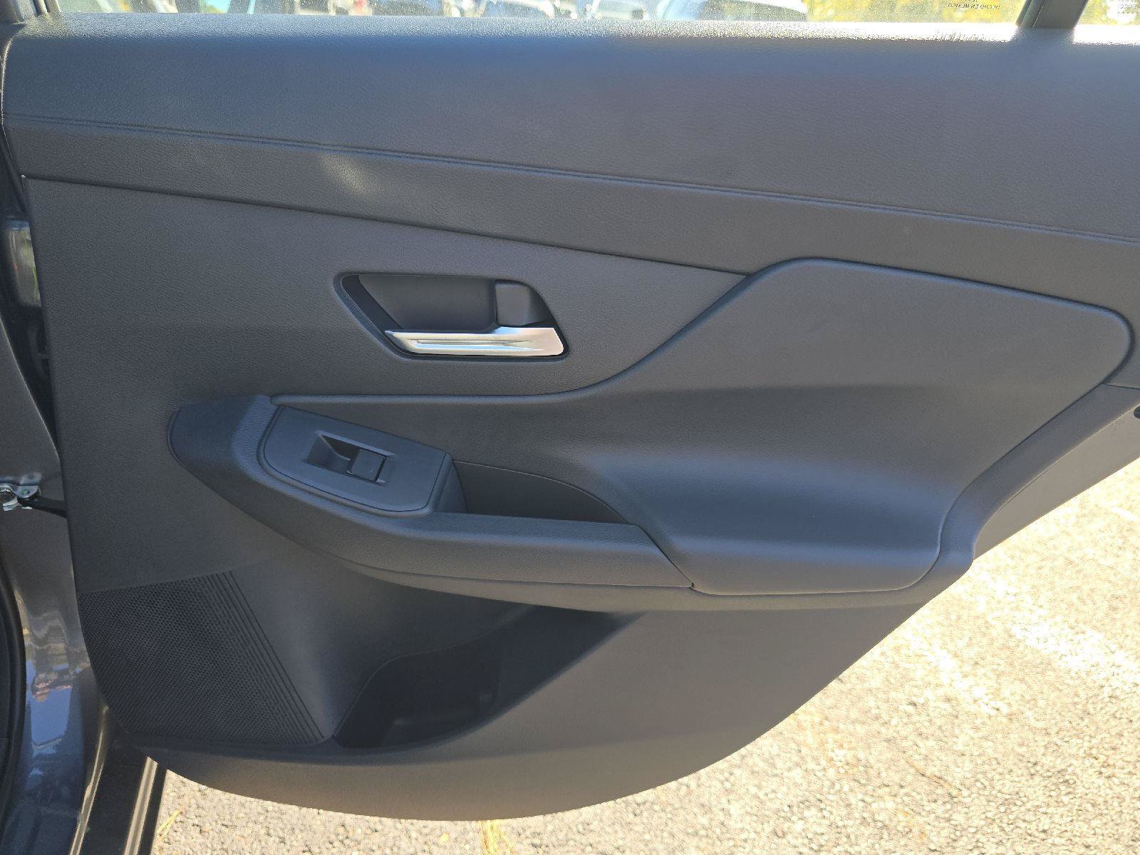 New 2027 Nissan Sentra SV w/ Floor Mat Package FWD image 18