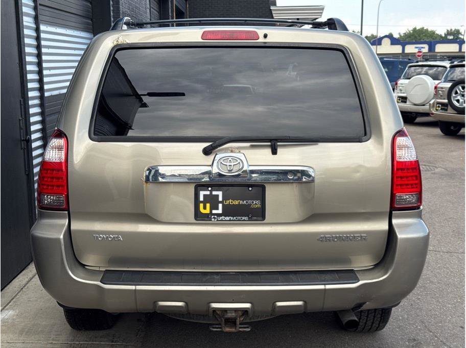 Used 2007 Toyota 4Runner SR5 image 9