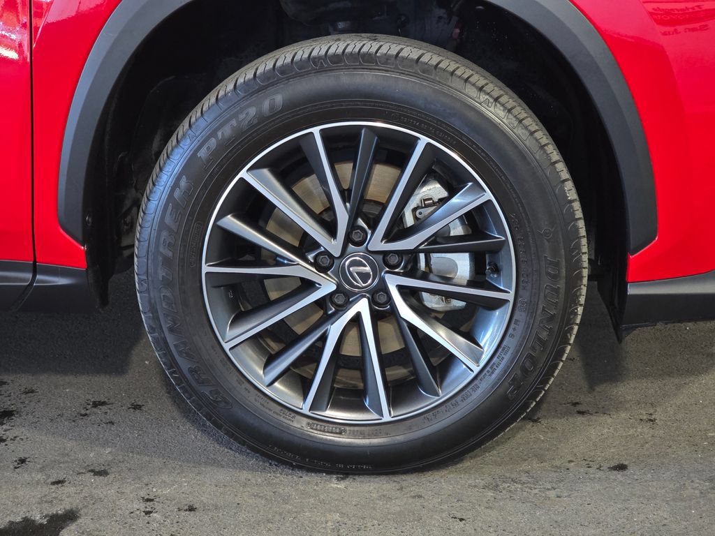 Used 2025 Lexus NX 250 FWD image 4
