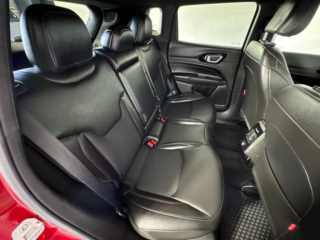 Certified 2025 Jeep Compass Trailhawk AWD/4WD image 34