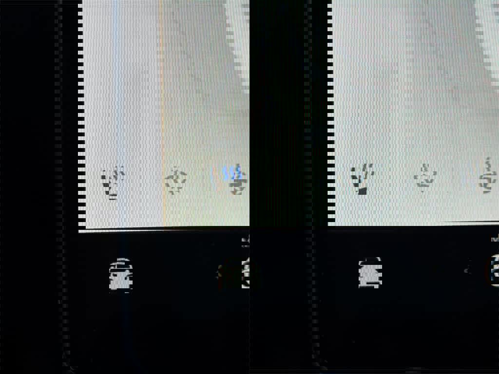 Used 2024 Tesla Model 3 Standard Range image 23