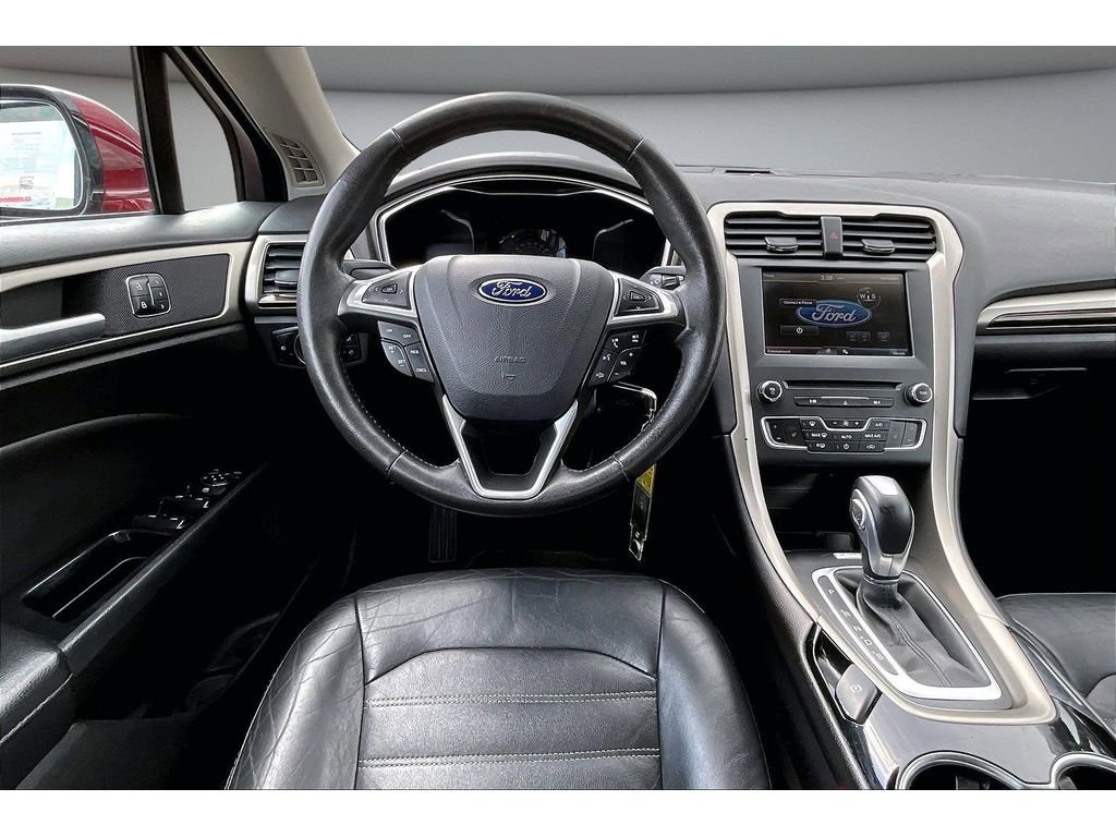 Used 2016 Ford Fusion SE w/ Equipment Group 202A FWD image 6