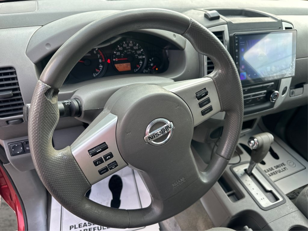 Used 2015 Nissan Frontier SV RWD image 27