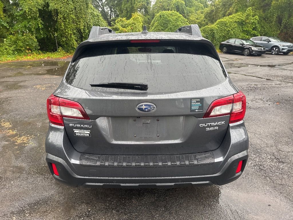 Used 2018 Subaru Outback 3.6R Limited image 6