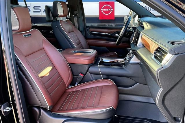 Used 2024 GMC Yukon XL Denali Ultimate image 26