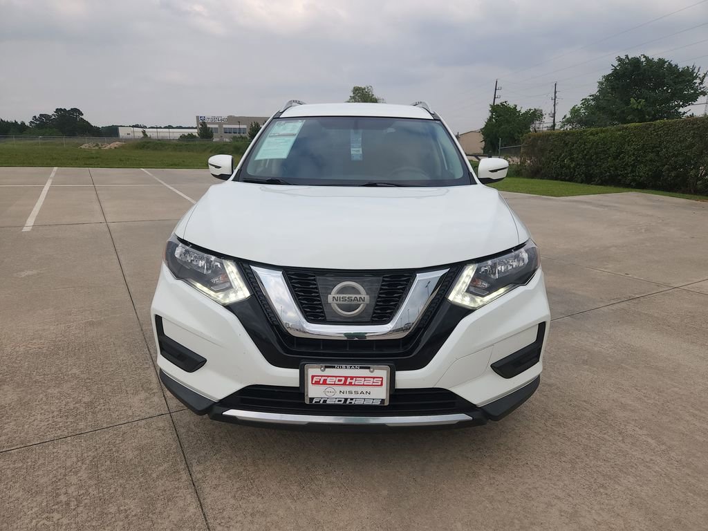 Used 2017 Nissan Rogue SV AWD/4WD image 9