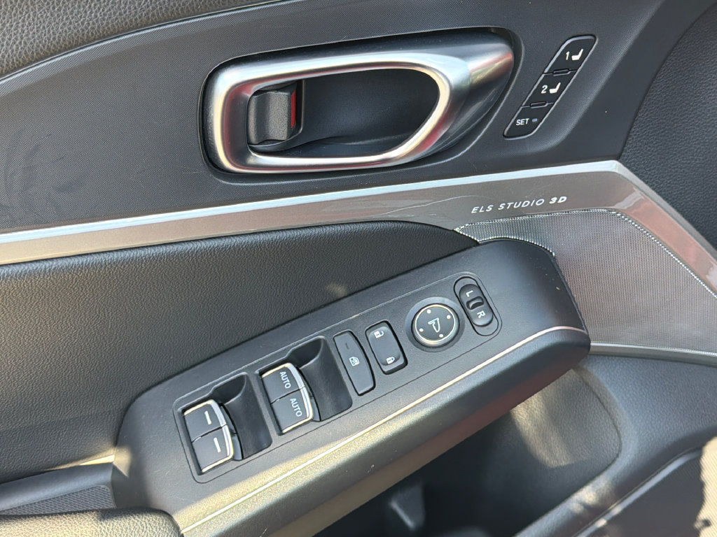 Used 2023 Acura Integra A-Spec w/ Technology Package FWD image 18