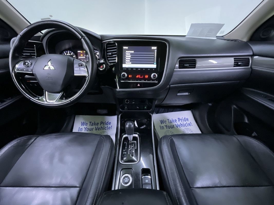 Used 2020 Mitsubishi Outlander SEL image 18