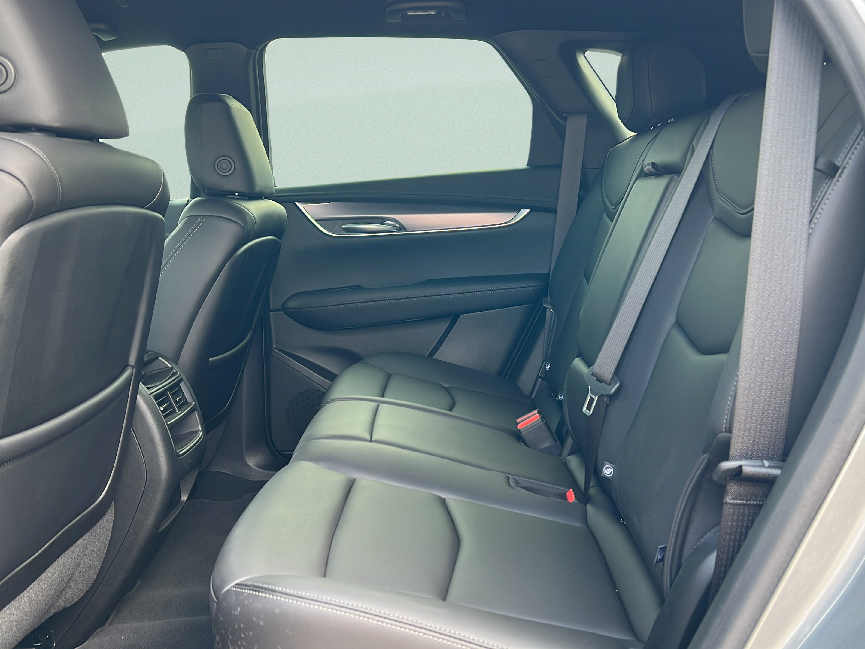 Used 2025 Cadillac XT5 Luxury FWD image 10