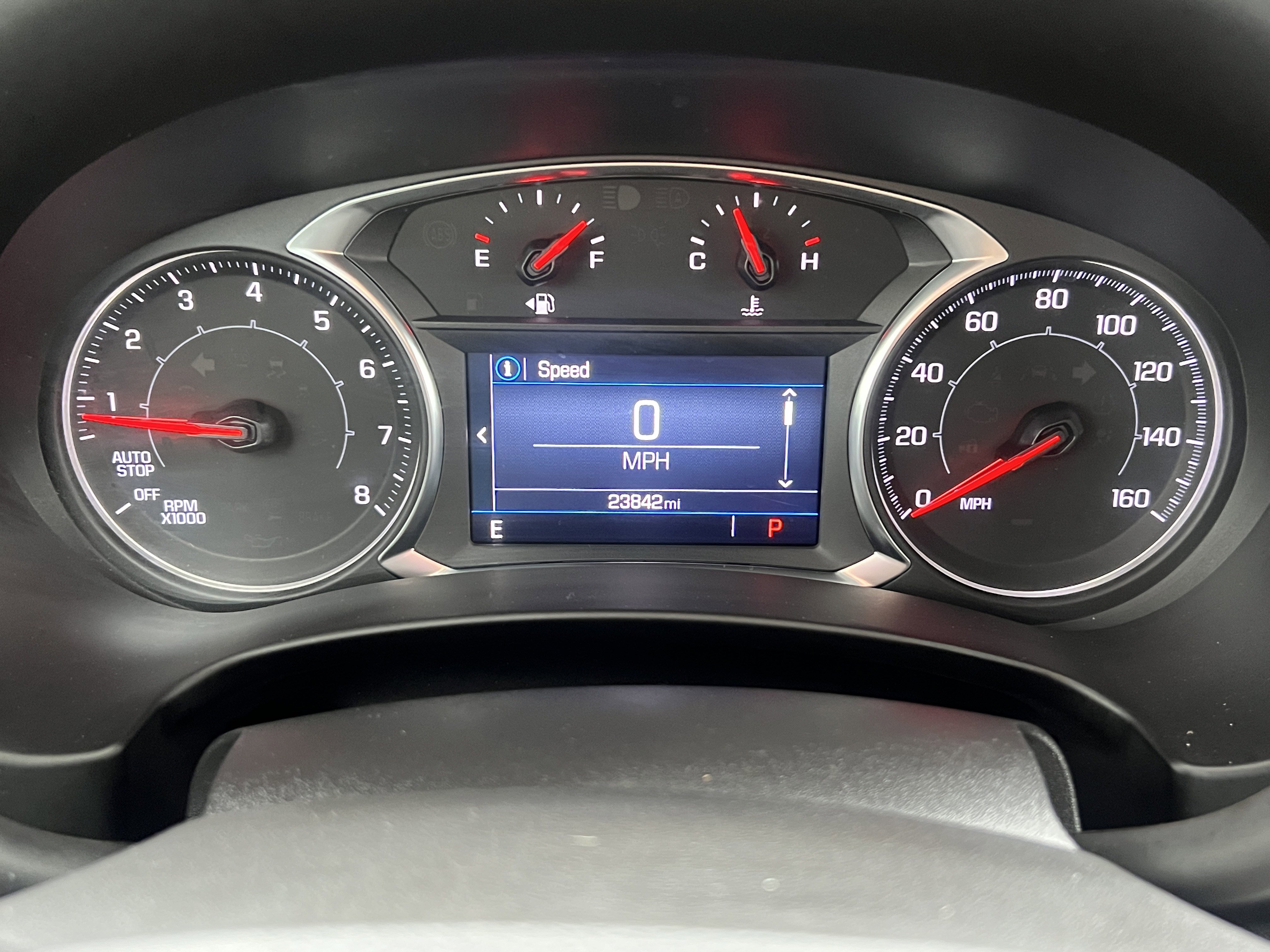 Used 2024 GMC Terrain SLE FWD image 28