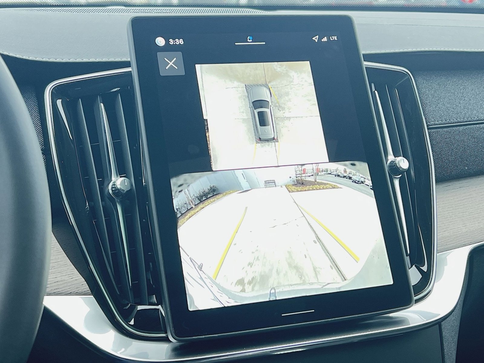 New 2026 Volvo XC90 B6 Plus w/ Protection Package Premier image 19