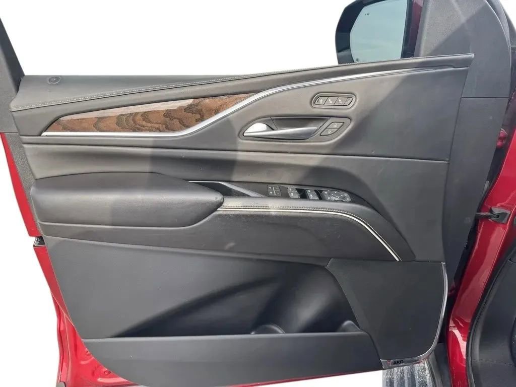 Used 2021 Cadillac Escalade Sport Platinum image 12