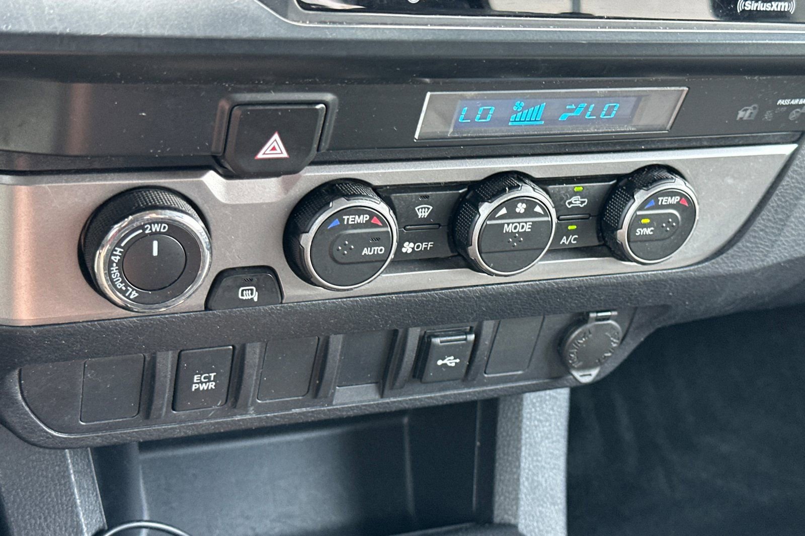 Used 2023 Toyota Tacoma SR AWD/4WD image 20