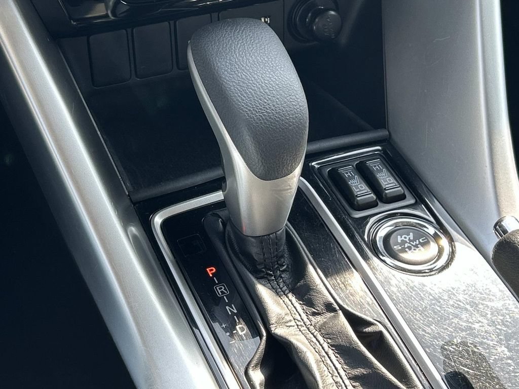 Used 2024 Mitsubishi Eclipse Cross LE AWD/4WD image 37