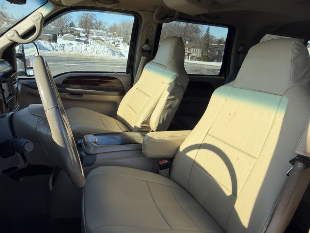 Used 2002 Ford Excursion Limited image 9
