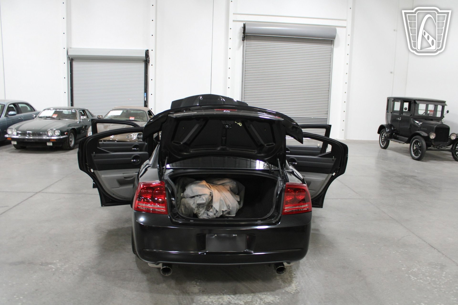 Used 2006 Dodge Charger SRT8 w/ SRT Option Group III RWD image 33