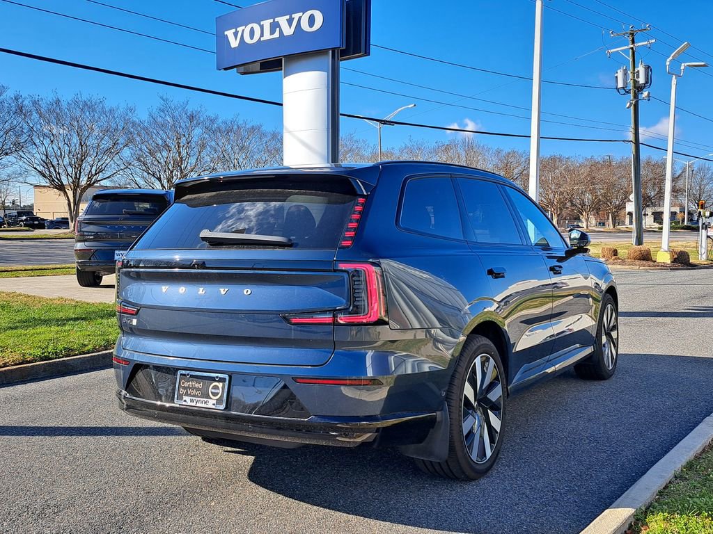 Used 2025 Volvo EX90 Ultra image 3