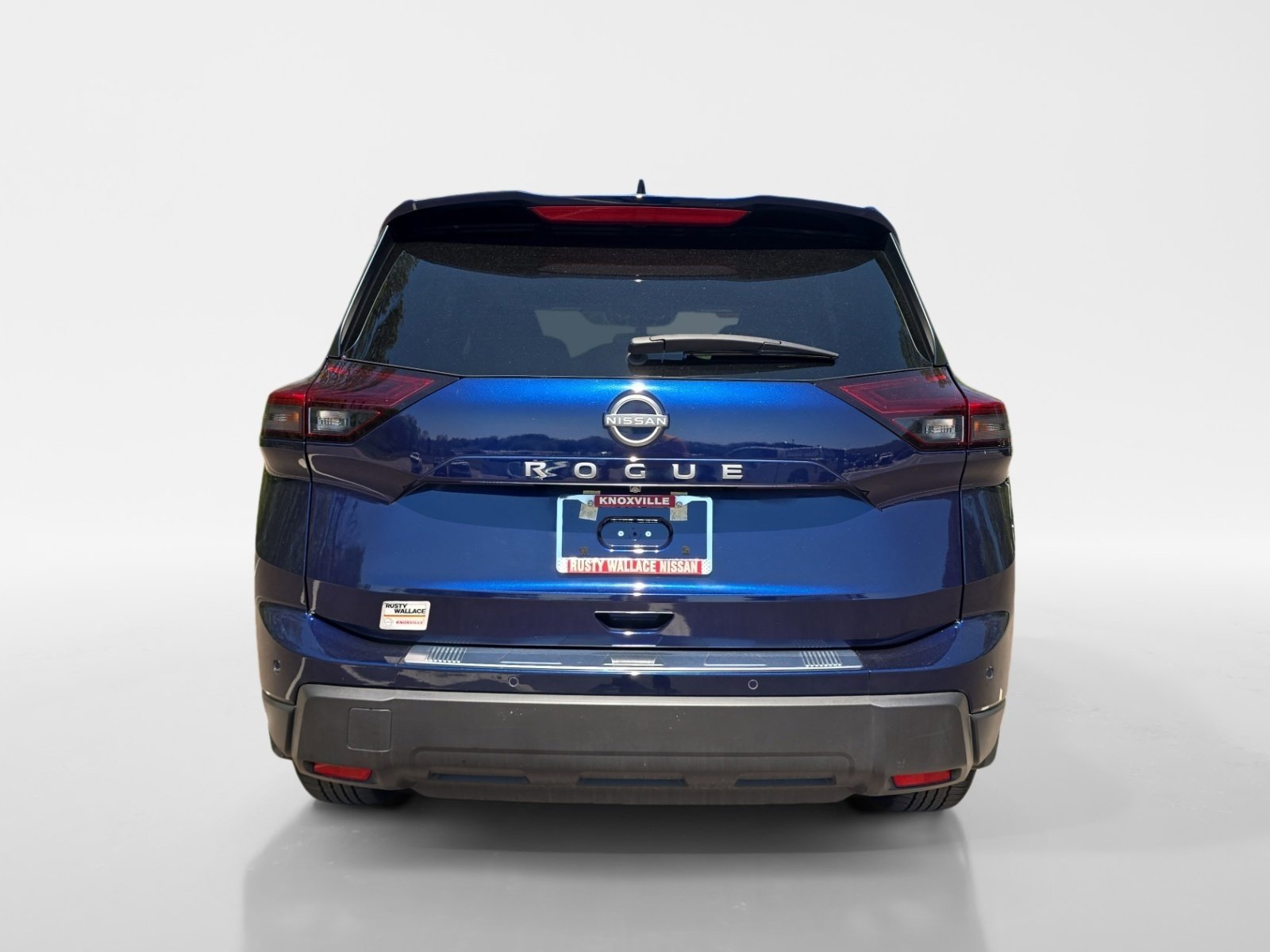 Certified 2025 Nissan Rogue SV w/ SV Premium Package FWD image 4