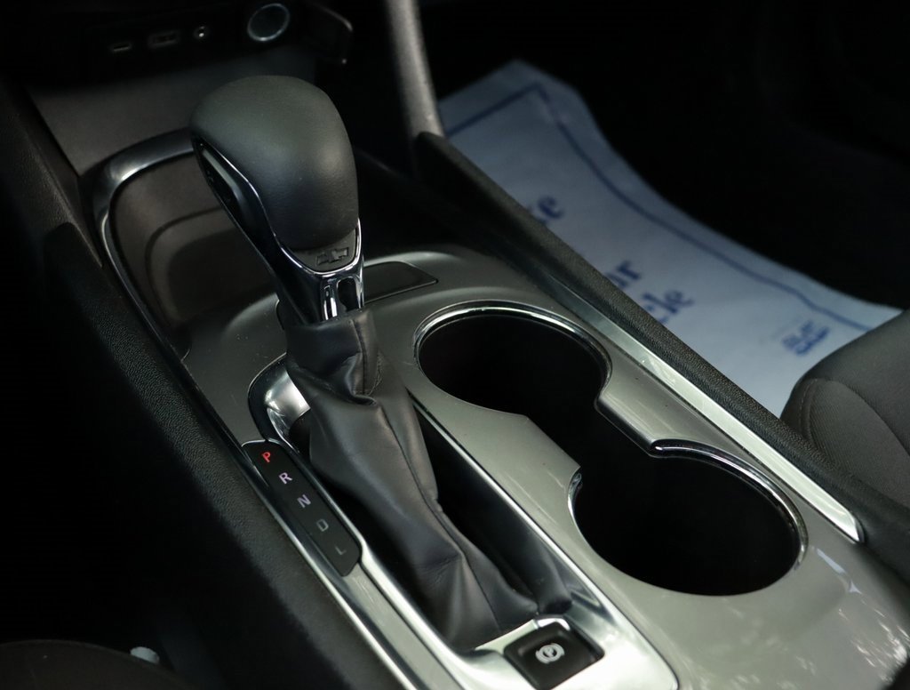 Used 2023 Chevrolet Malibu LT image 17