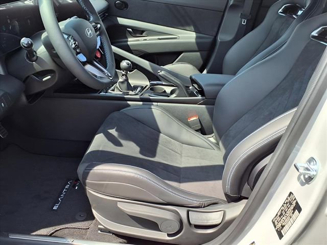 New 2025 Hyundai Elantra N image 16