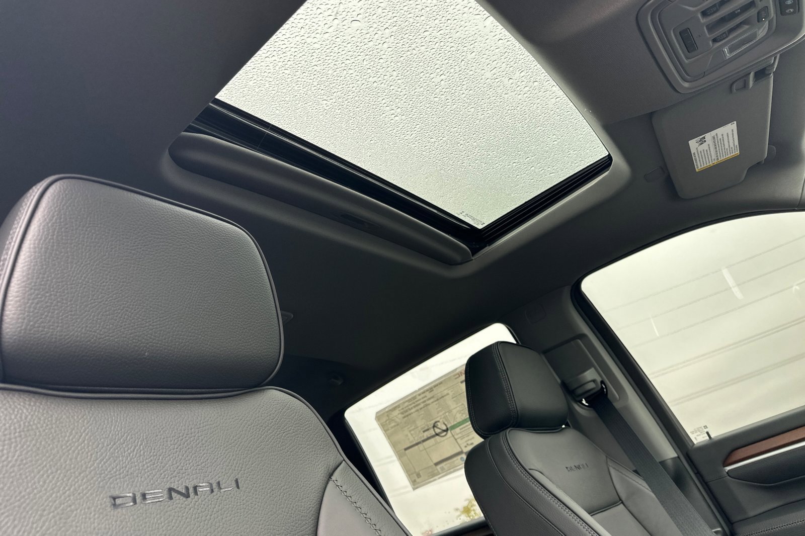 New 2026 GMC Sierra 2500 Denali w/ Denali Reserve Package image 17