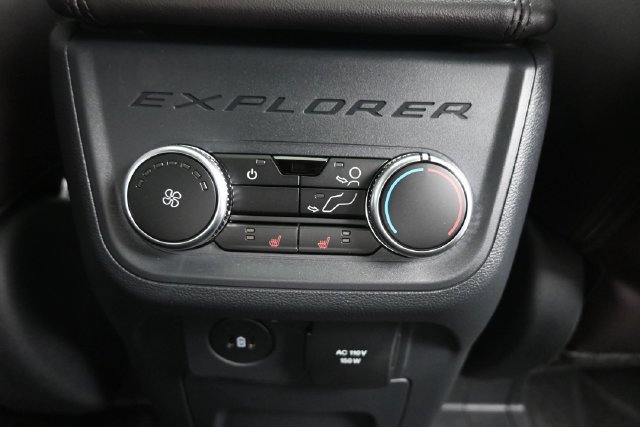 New 2027 Ford Explorer Platinum w/ LUX Leather Package AWD/4WD image 11