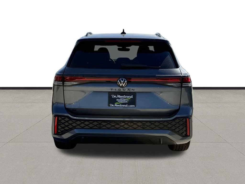 New 2026 Volkswagen Tiguan SE R-Line FWD image 6