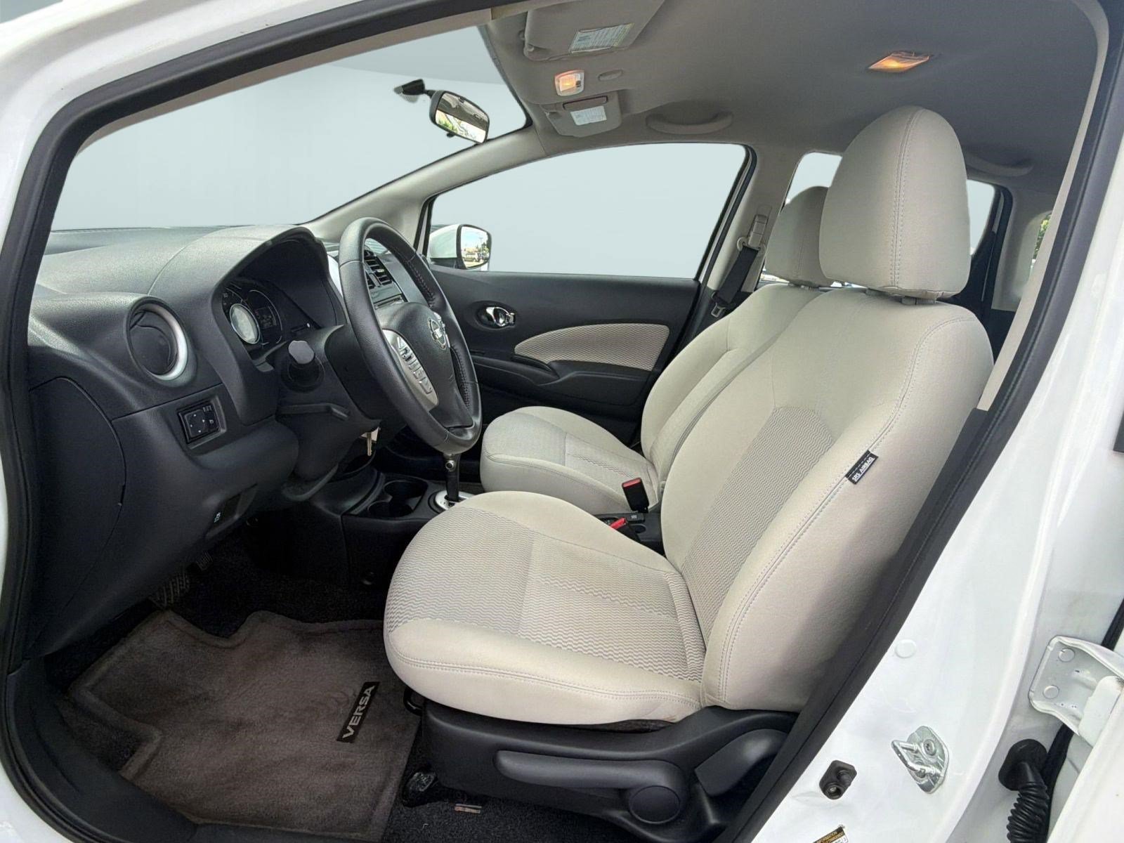 Used 2015 Nissan Versa Note SV FWD image 5