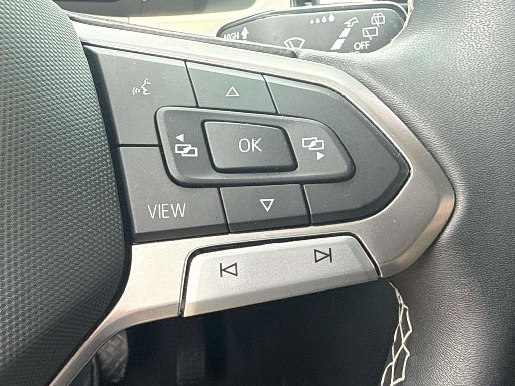 Used 2023 Volkswagen Atlas SE FWD image 23