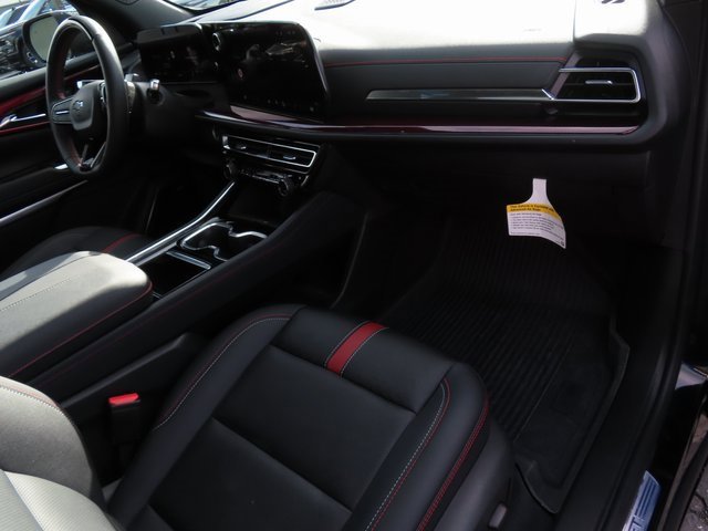 Certified 2024 Chevrolet Traverse RS w/ LPO, Floor Liner Package image 42