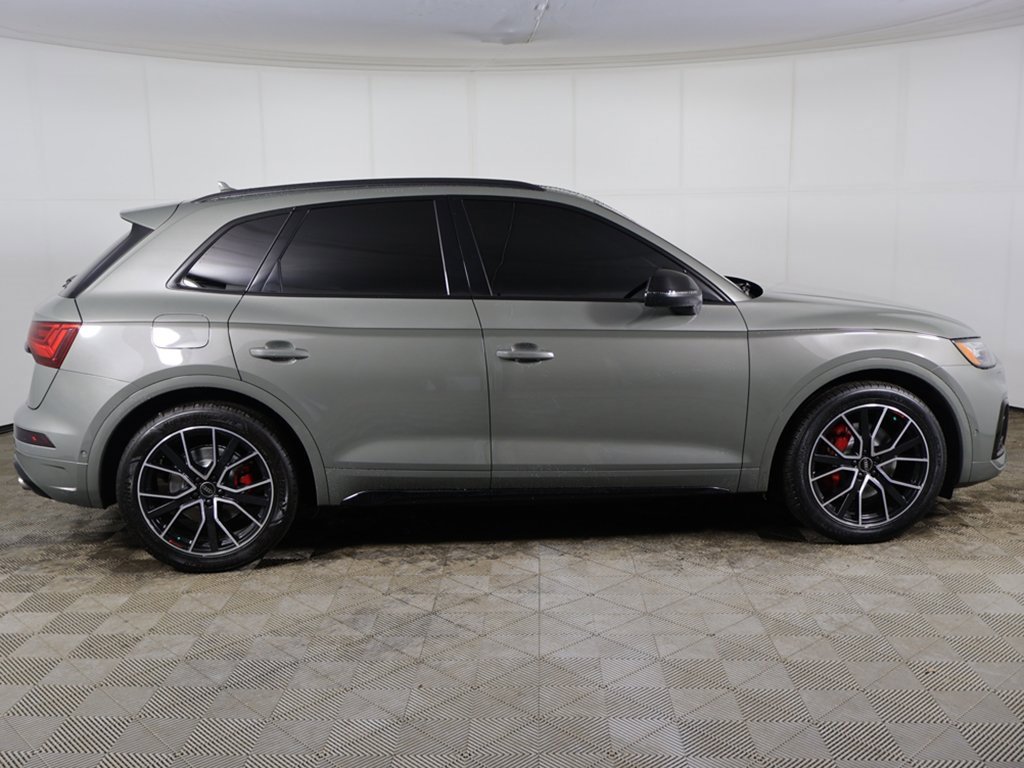 Used 2023 Audi SQ5 Prestige w/ Prestige Package image 17