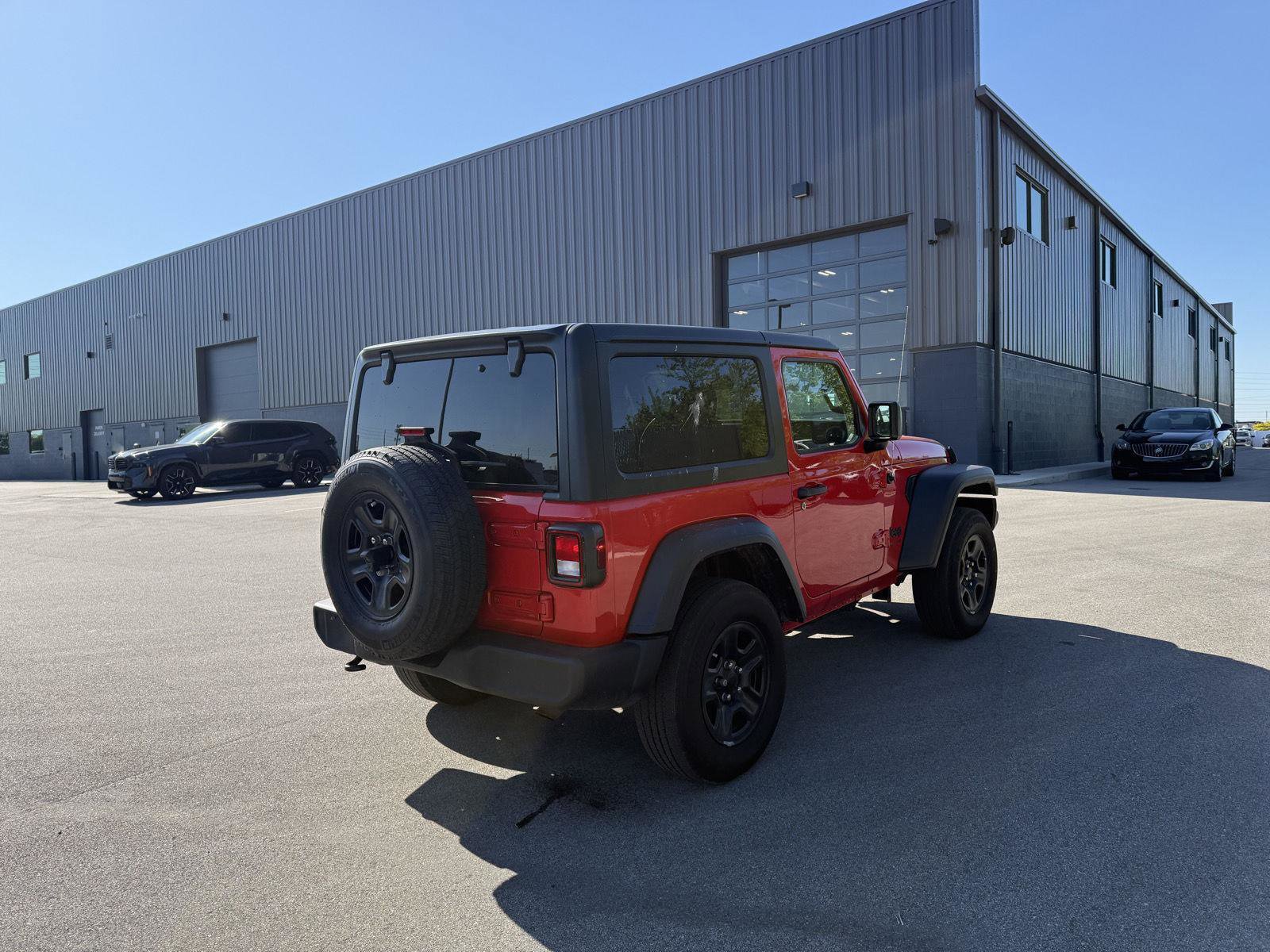Used 2023 Jeep Wrangler Sport AWD/4WD image 3