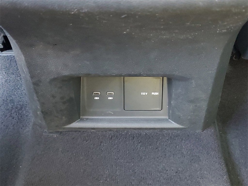 Used 2021 Volkswagen Atlas SE image 14