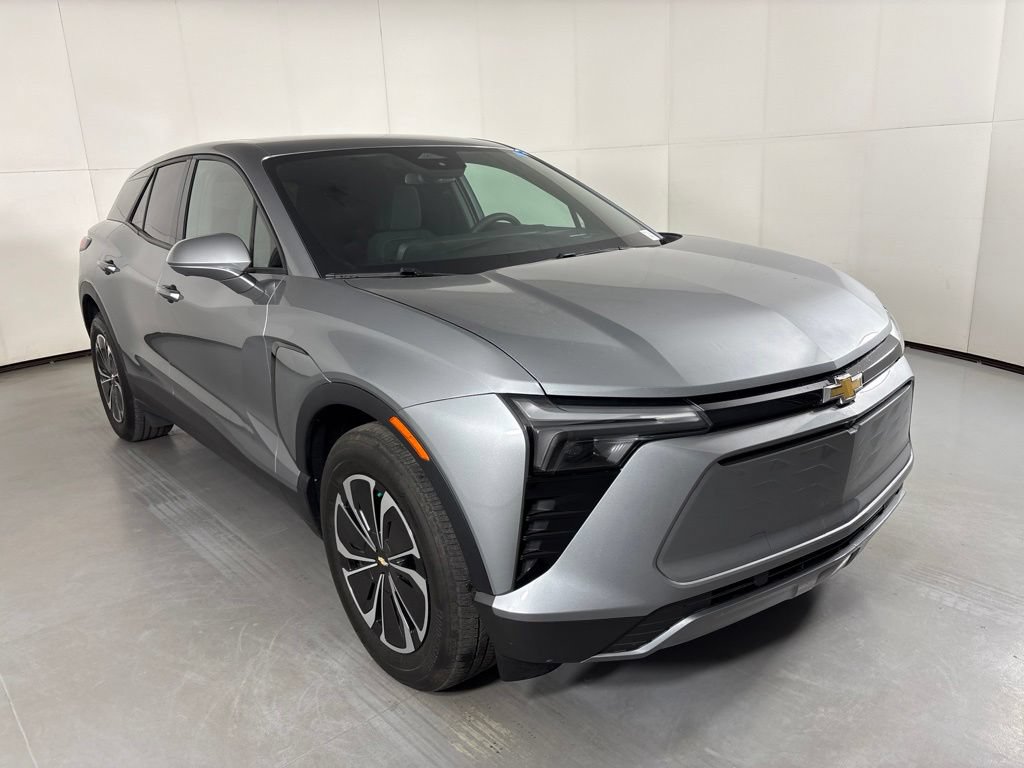 Certified 2025 Chevrolet Blazer EV LT w/ LPO, All-Weather Mat Package FWD image 2