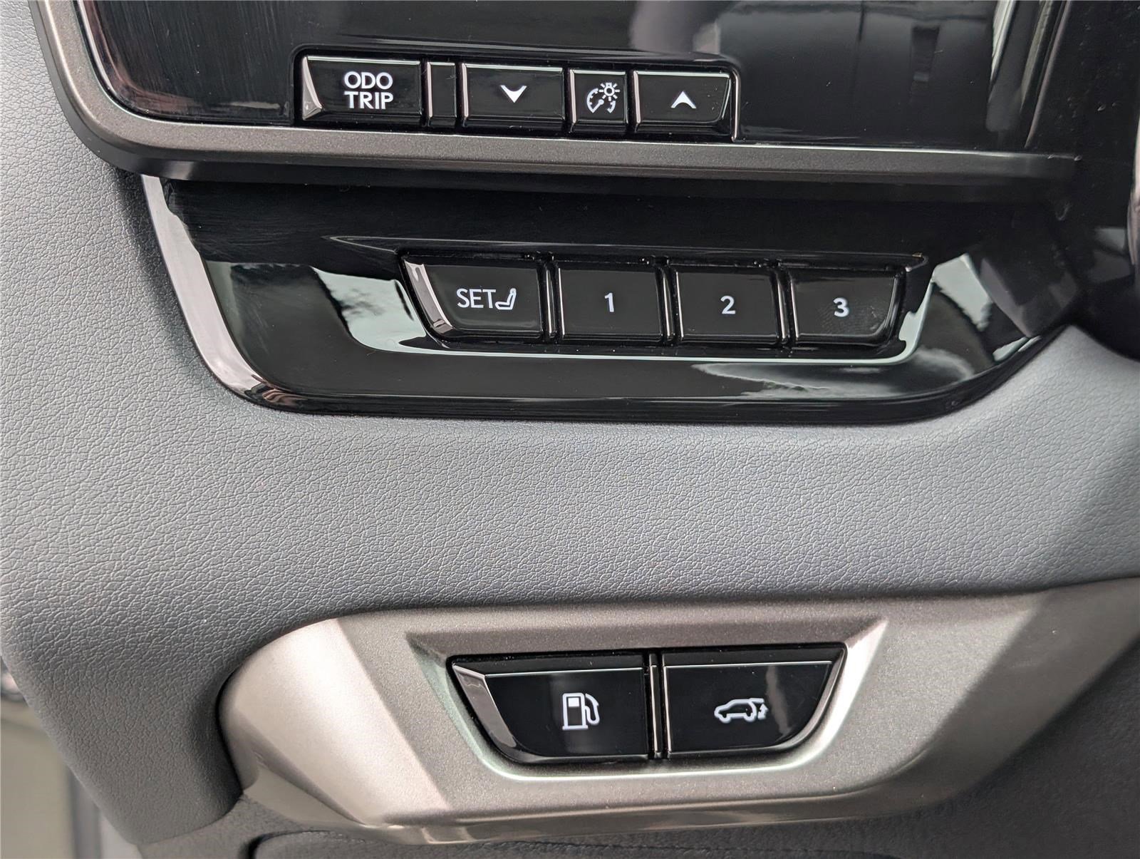 Used 2024 Lexus RX 350 w/ Convenience Package image 22