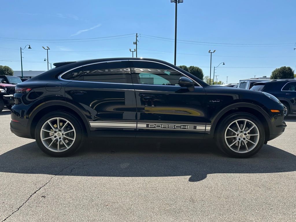 Used 2022 Porsche Cayenne E-Hybrid Coupe image 14