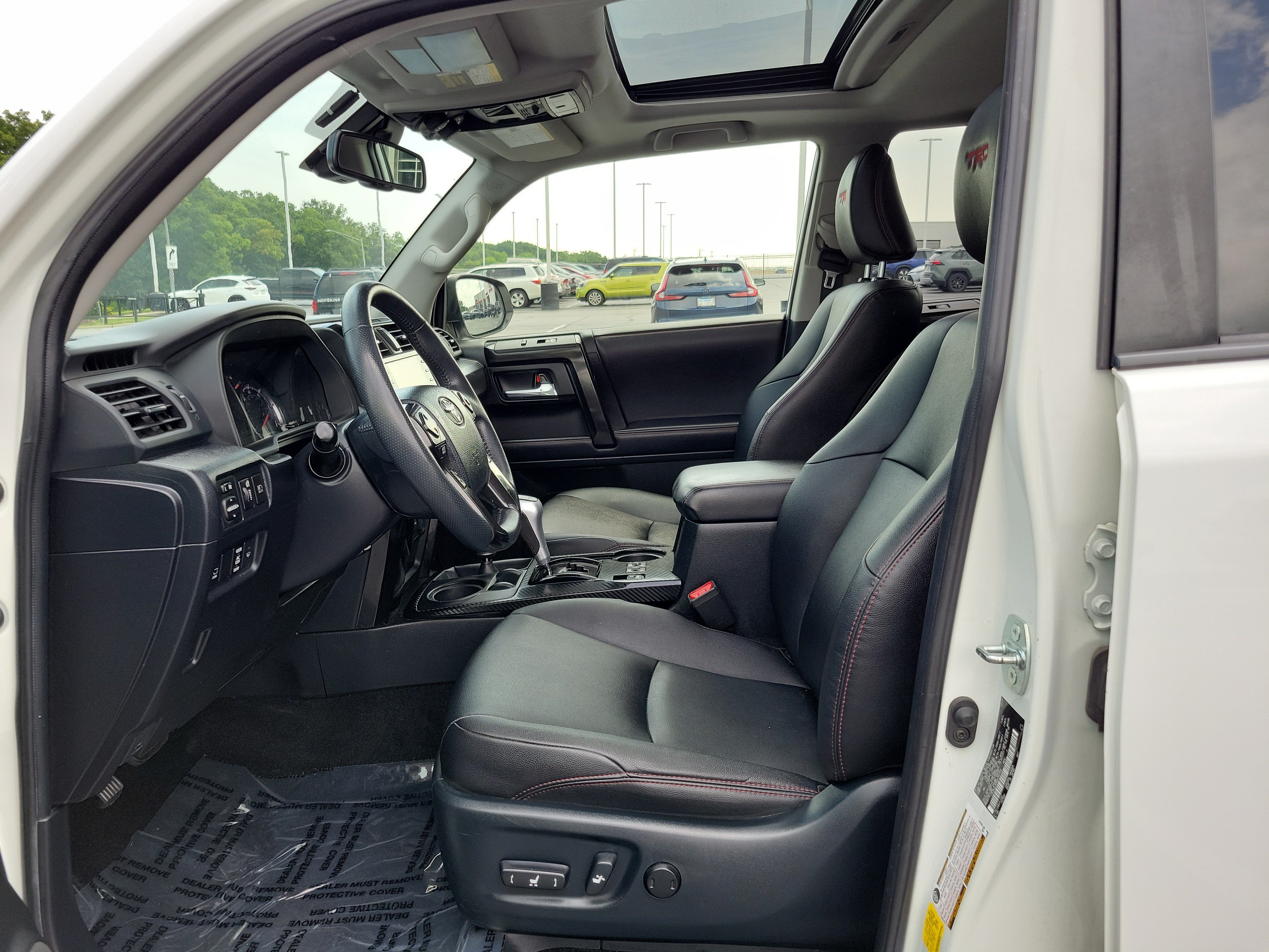 Certified 2022 Toyota 4Runner TRD Off-Road Premium w/ TRD Black Wheel Package (TMS) AWD/4WD image 16