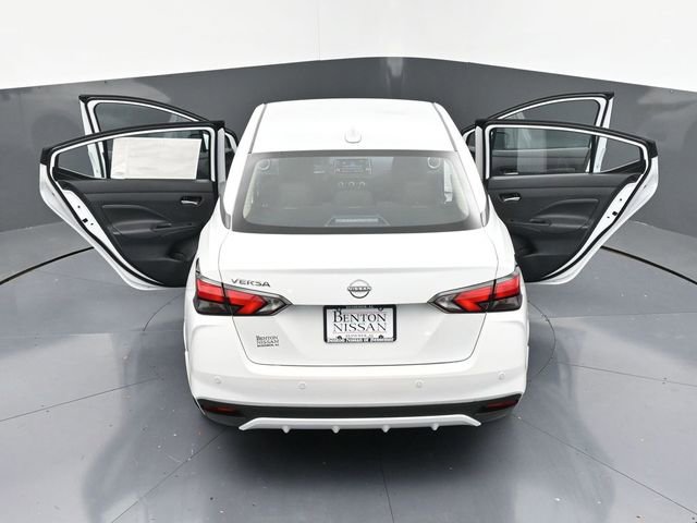 New 2025 Nissan Versa SV w/ Trunk Package FWD image 43