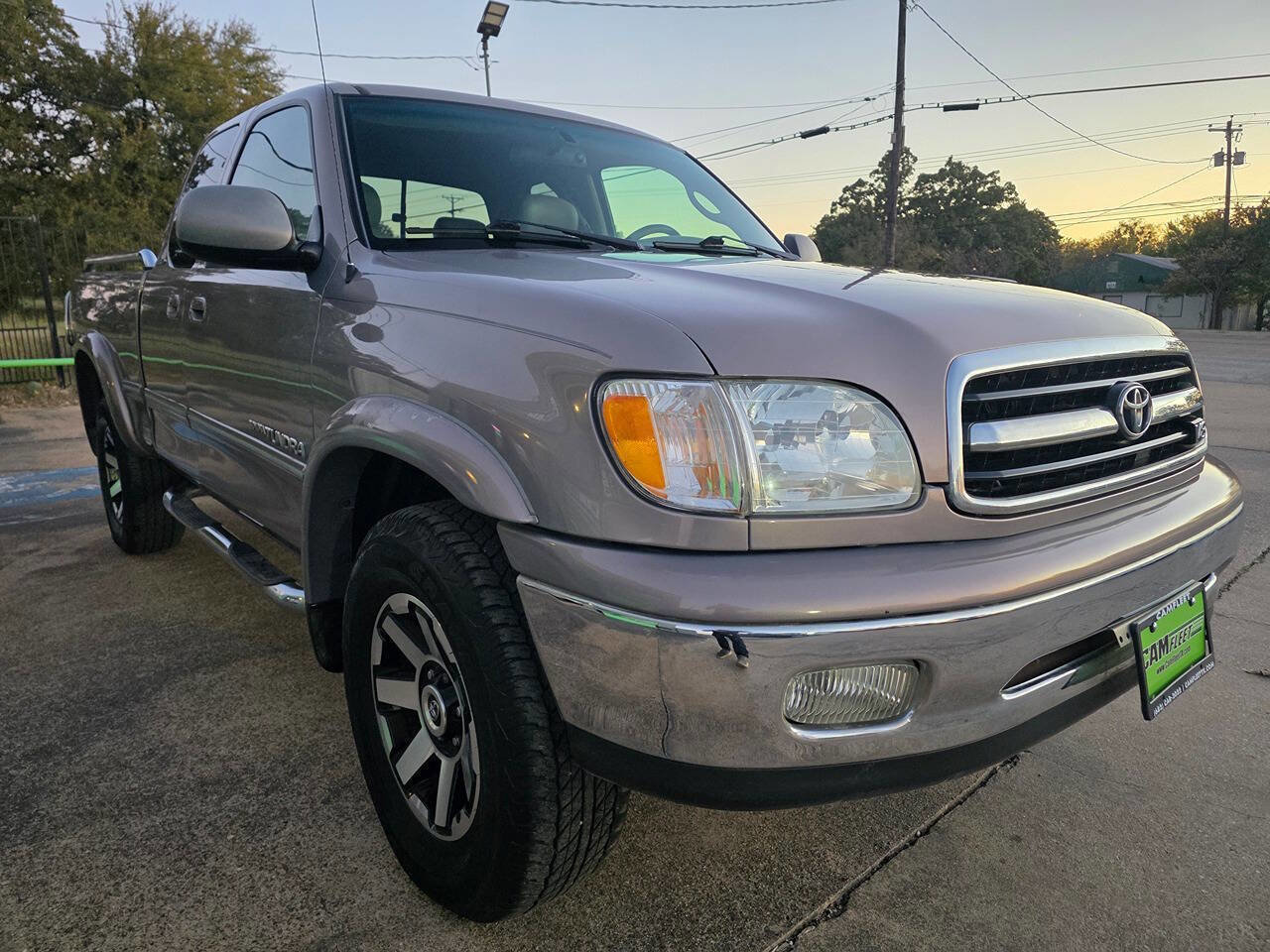 Used 2000 Toyota Tundra Limited image 3