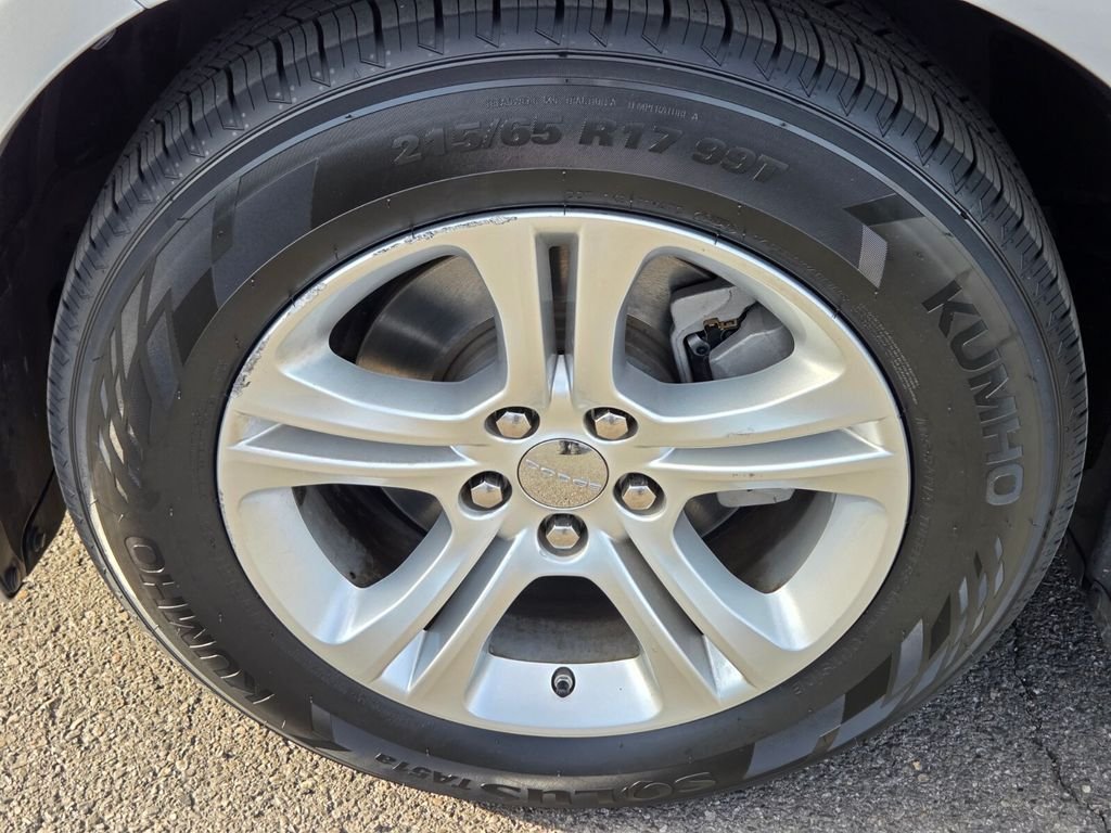 Used 2023 Dodge Charger SXT RWD image 12