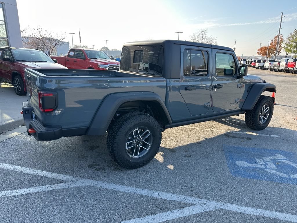 New 2026 Jeep Gladiator Mojave w/ Safety Group AWD/4WD image 31