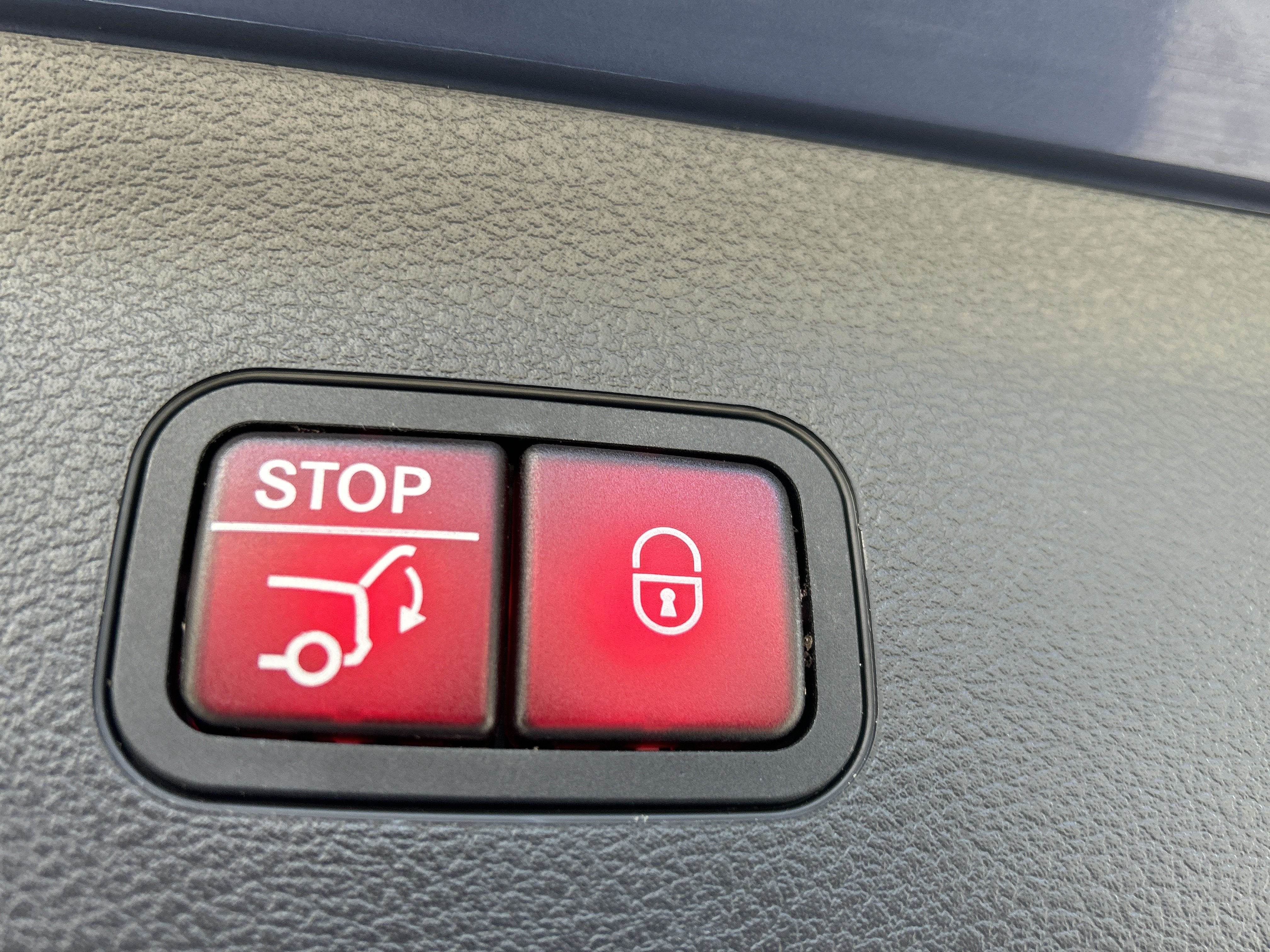 Certified 2024 Mercedes-Benz GLS 450 4MATIC image 13