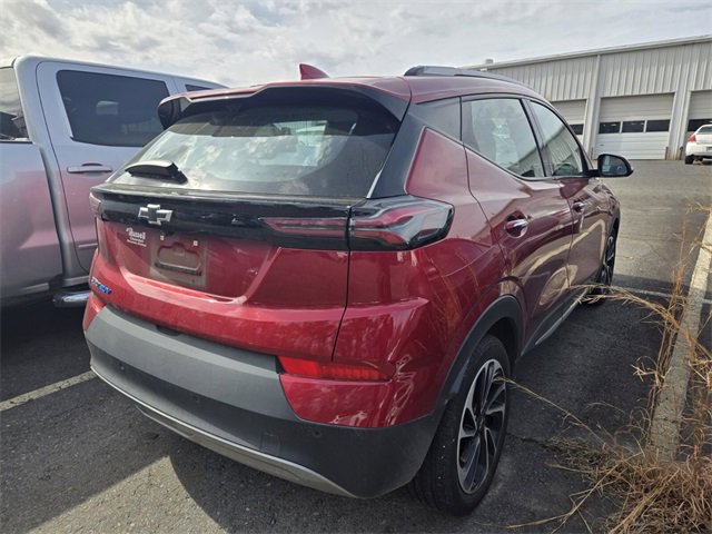 Used 2022 Chevrolet Bolt EUV Premier w/ Sun & Sound Package image 4