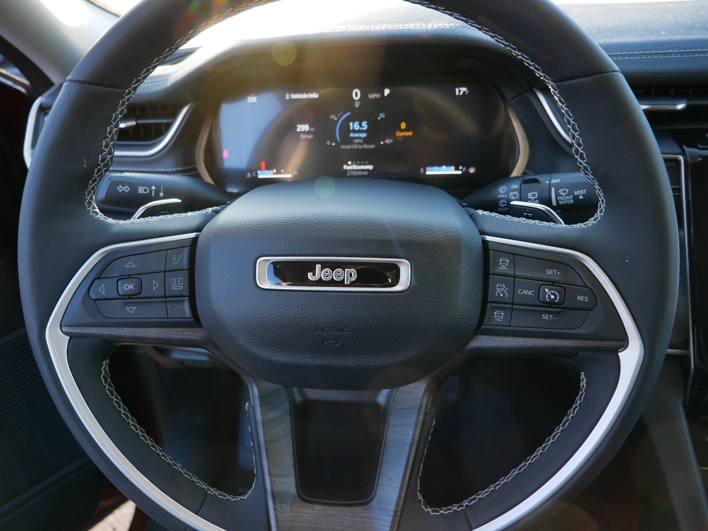 Used 2023 Jeep Grand Cherokee L Limited image 26