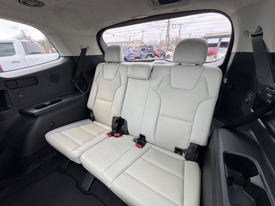 Used 2022 Kia Telluride SX w/ SX Prestige Package image 26