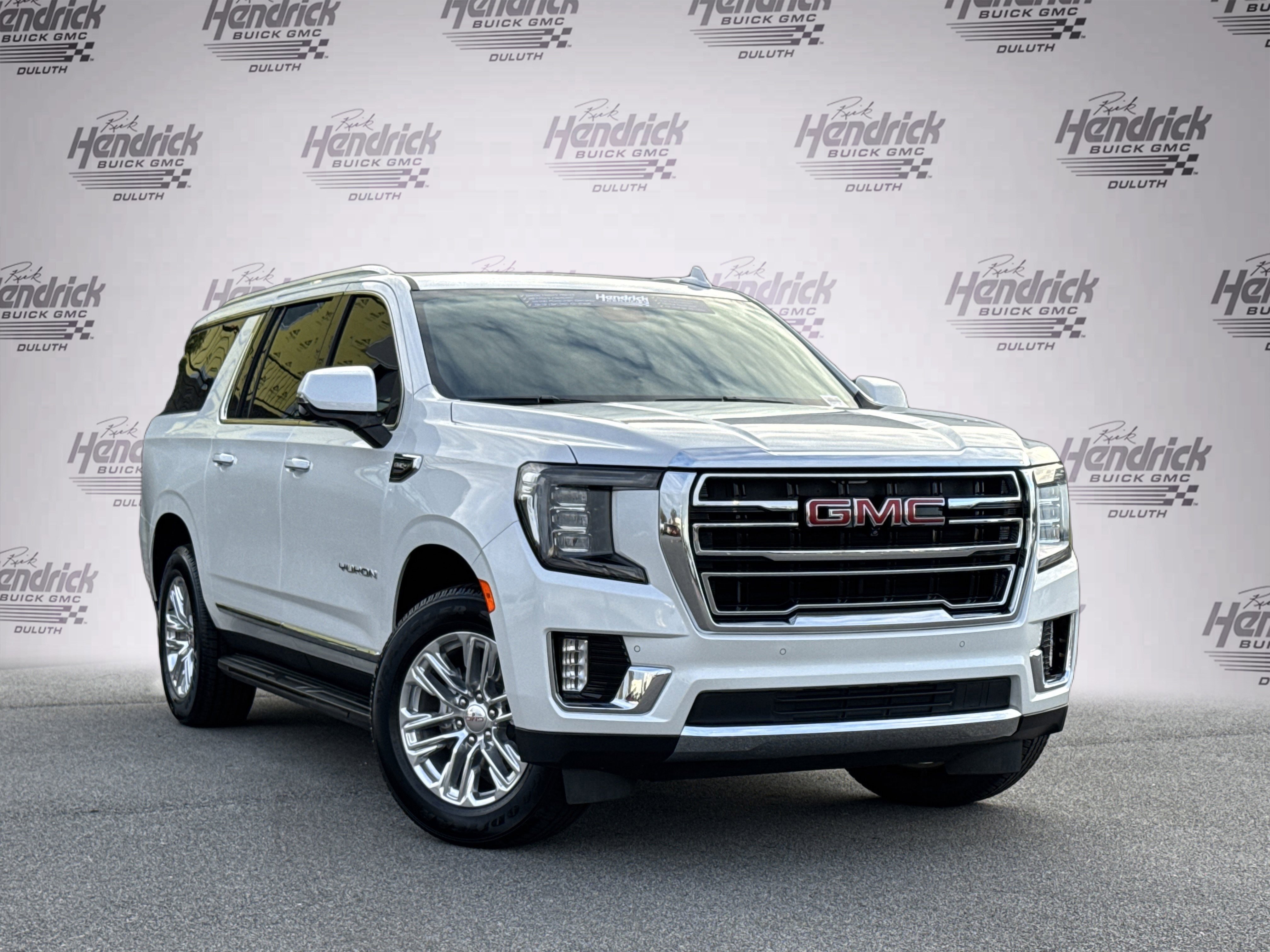 Used 2024 GMC Yukon XL SLT w/ SLT Luxury Package video 2